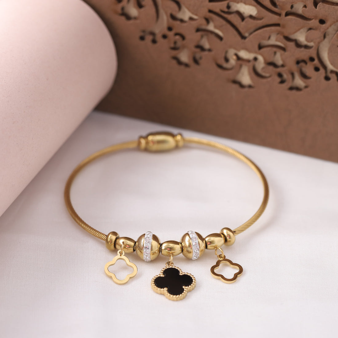 ZAISHA 18K Gold Plated Black Bracelet