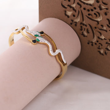 Luxe Gold Finish with Crystal Accents bracelet