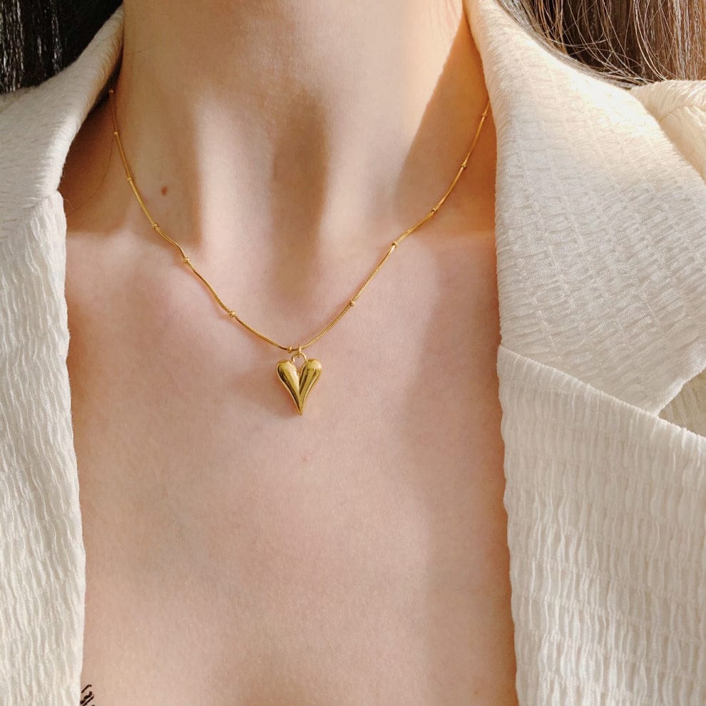 Heart of Glow Necklace (Yellow Gold)